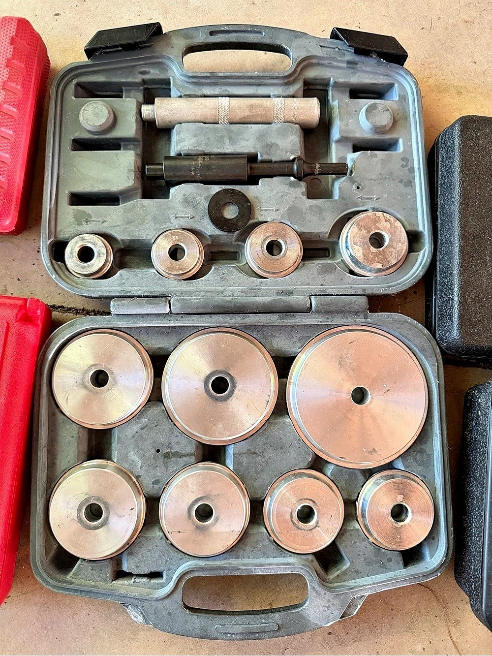 Matco Tools Master Pneumatic Bearing Race & Seal Driver Set